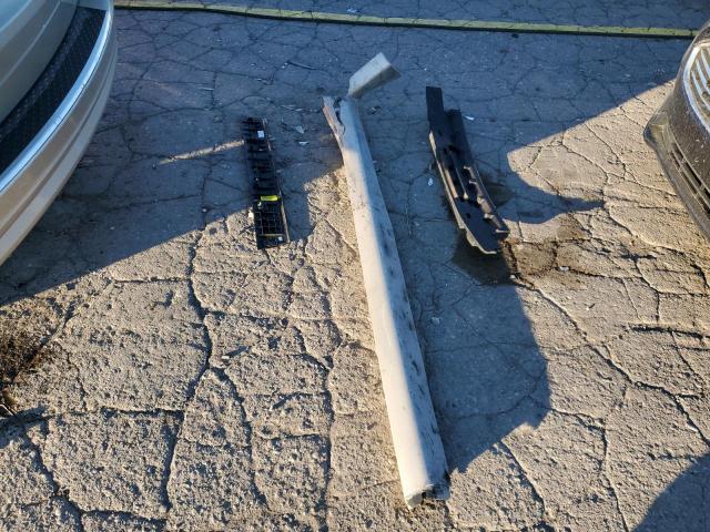 Chrysler Minivan Touring Image 11