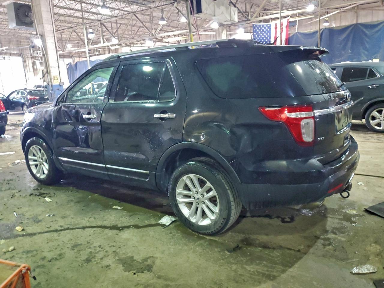Ford Explorer Xlt Image 2