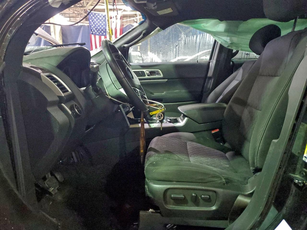 Ford Explorer Xlt Image 8