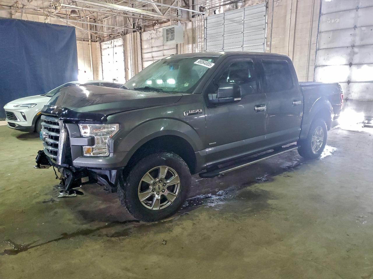 Ford F-150 Supercrew Image 1