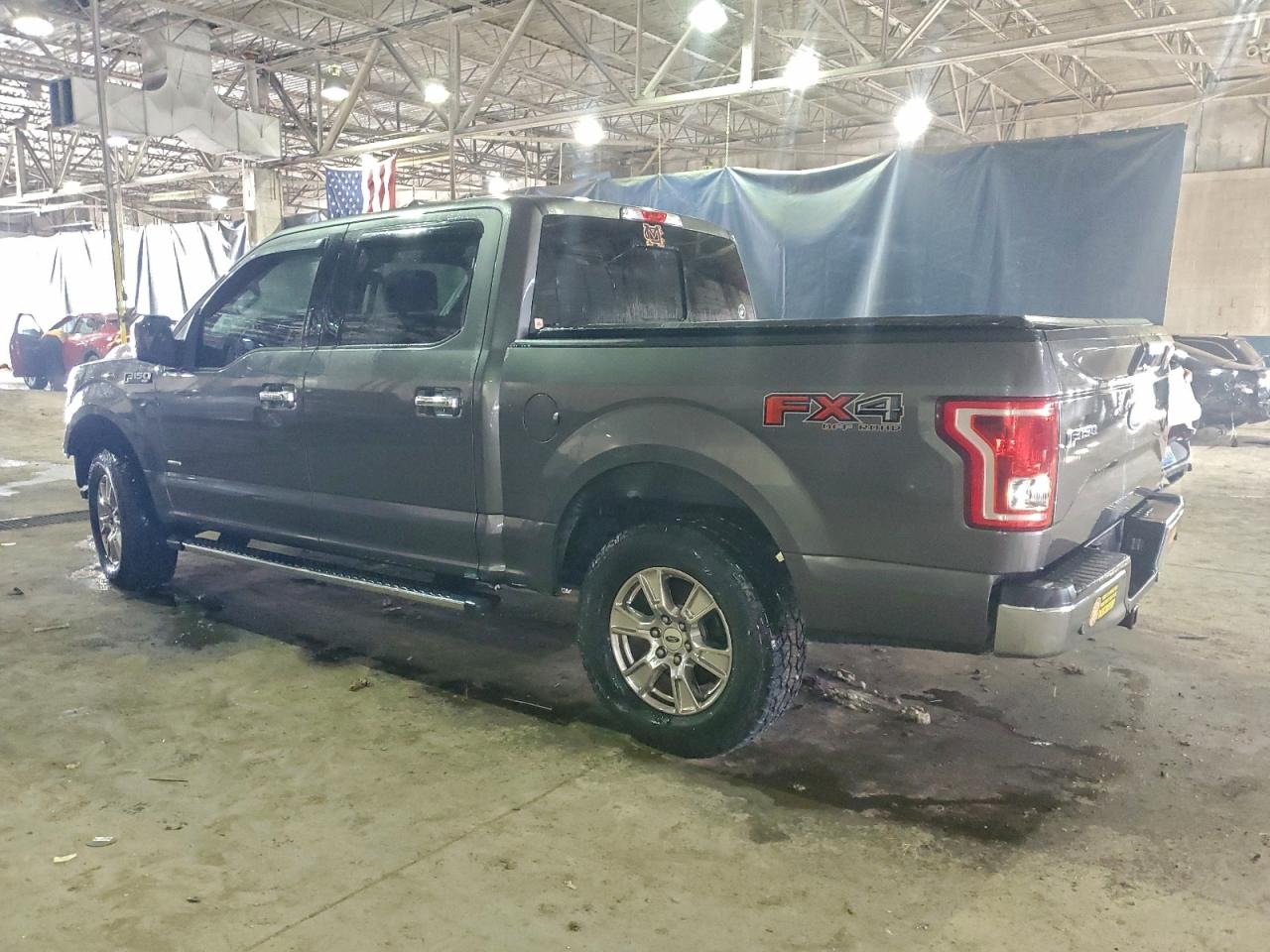Ford F-150 Supercrew Image 13