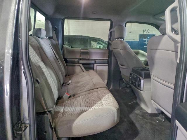 Ford F-150 Supercrew Image 8