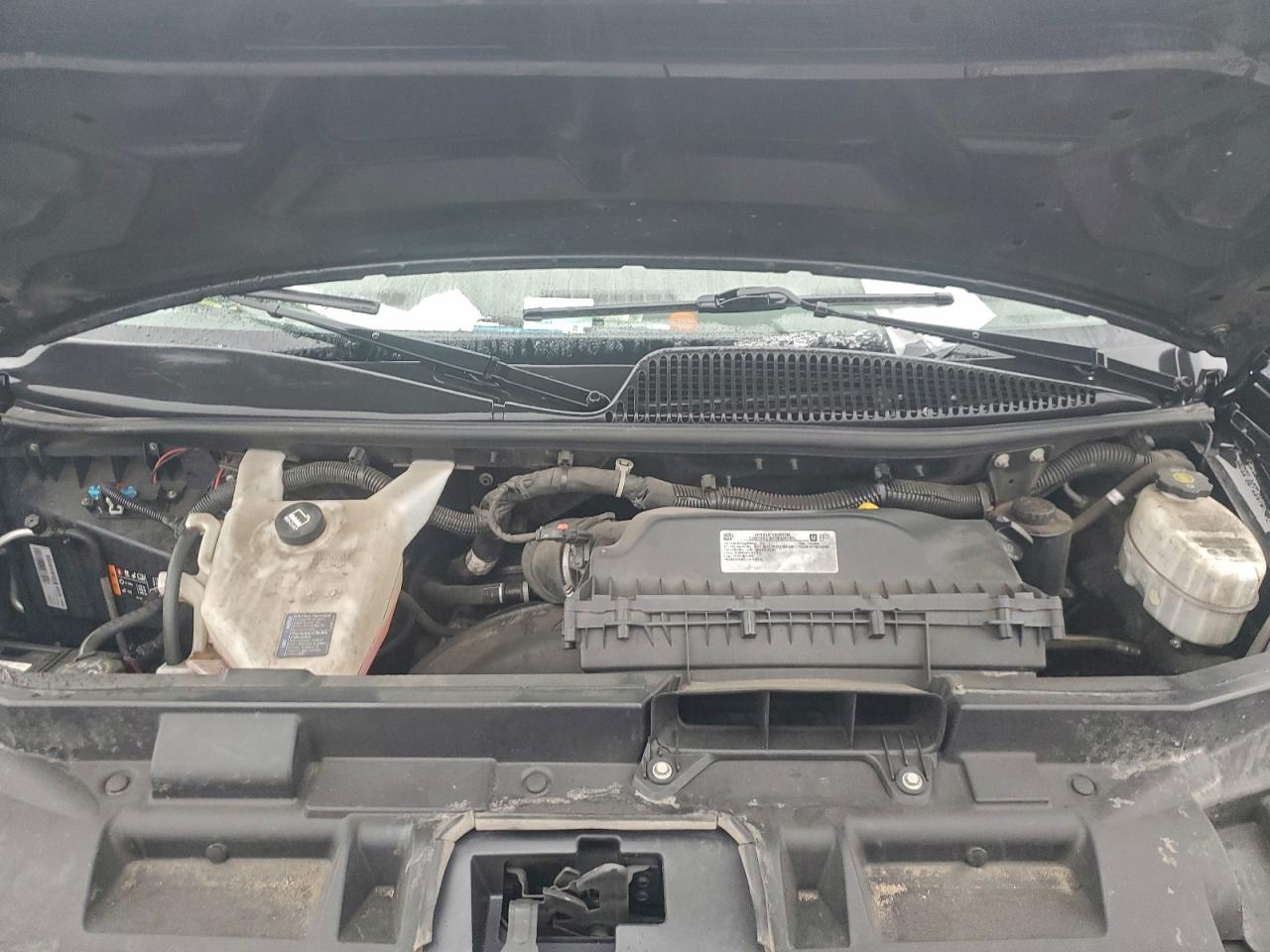 Chevrolet Express Image 12