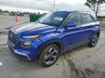  Salvage Hyundai VENUE