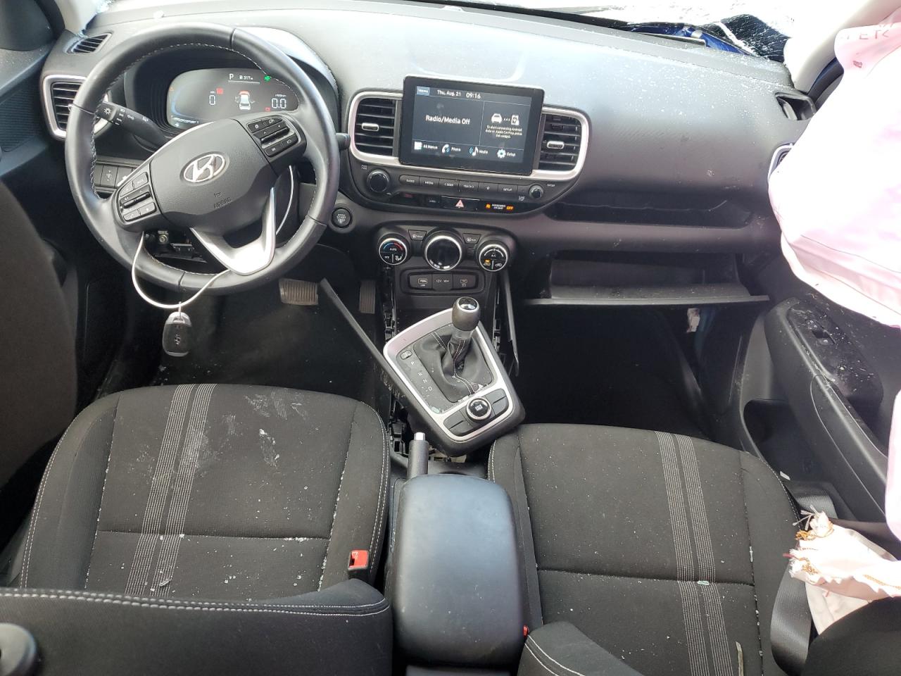 Hyundai VENUE Sel Image 7