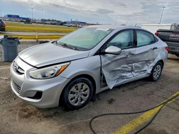  Salvage Hyundai ACCENT