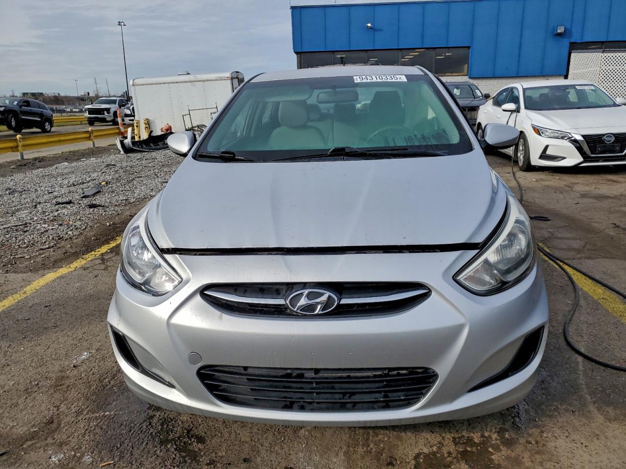 Hyundai ACCENT Se Image 2
