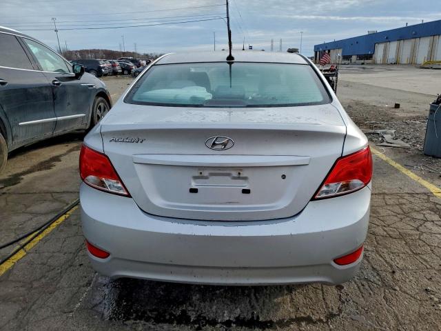 Hyundai ACCENT Se Image 12