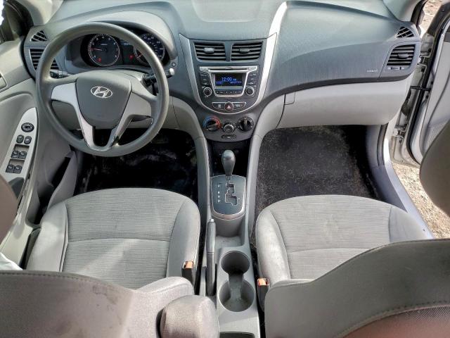 Hyundai ACCENT Se Image 4