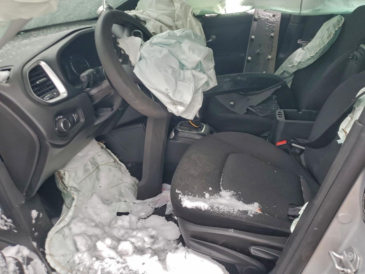 Jeep Renegade Sport Image 13