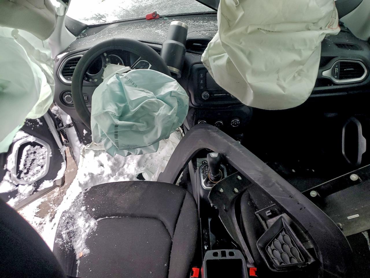 Jeep Renegade Sport Image 12