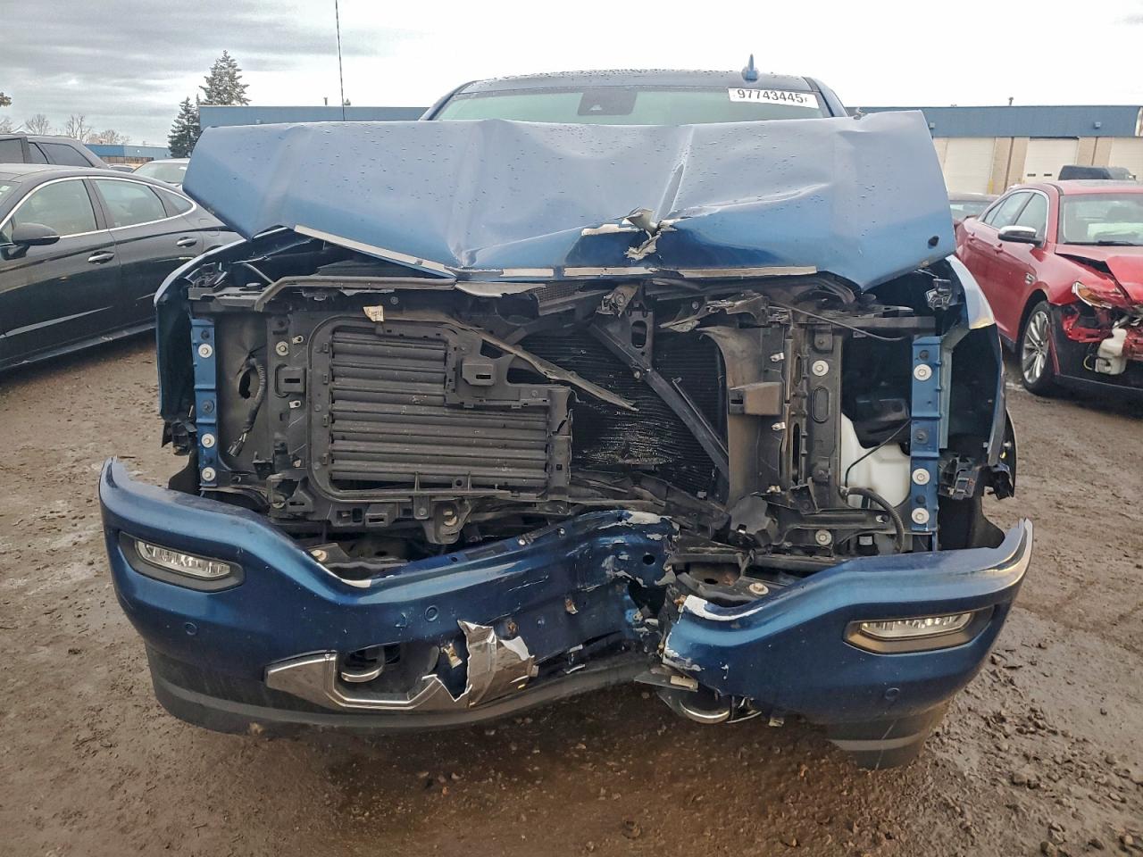 GMC Sierra K1500 Denali Image 11