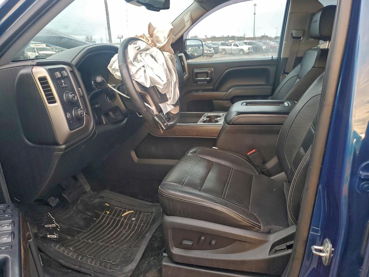 GMC Sierra K1500 Denali Image 6