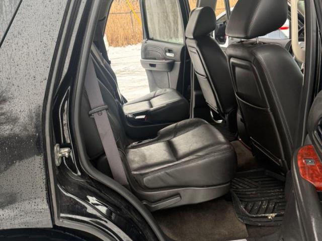 Cadillac Escalade Premium Image 7