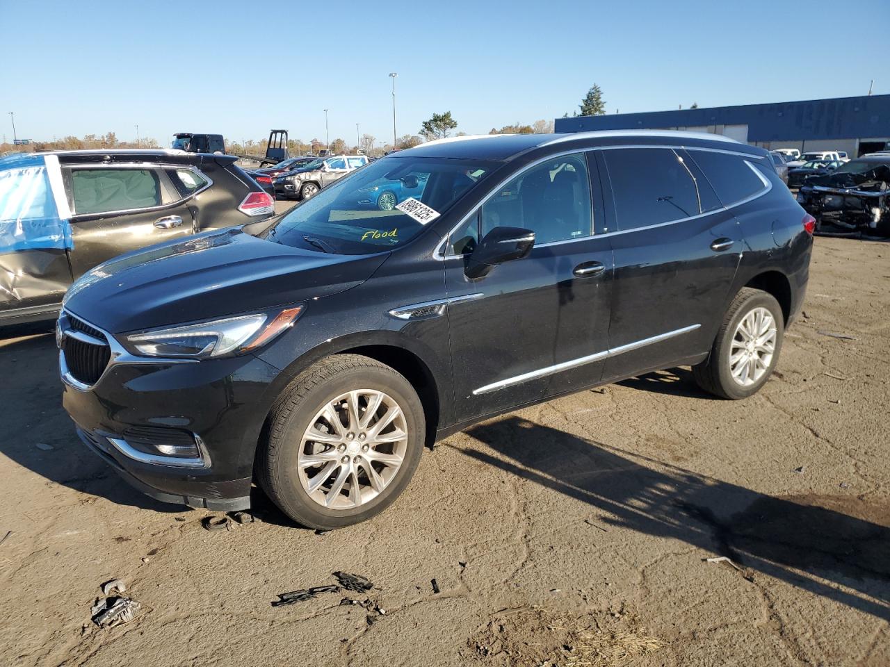 Buick Enclave Essence Image 1