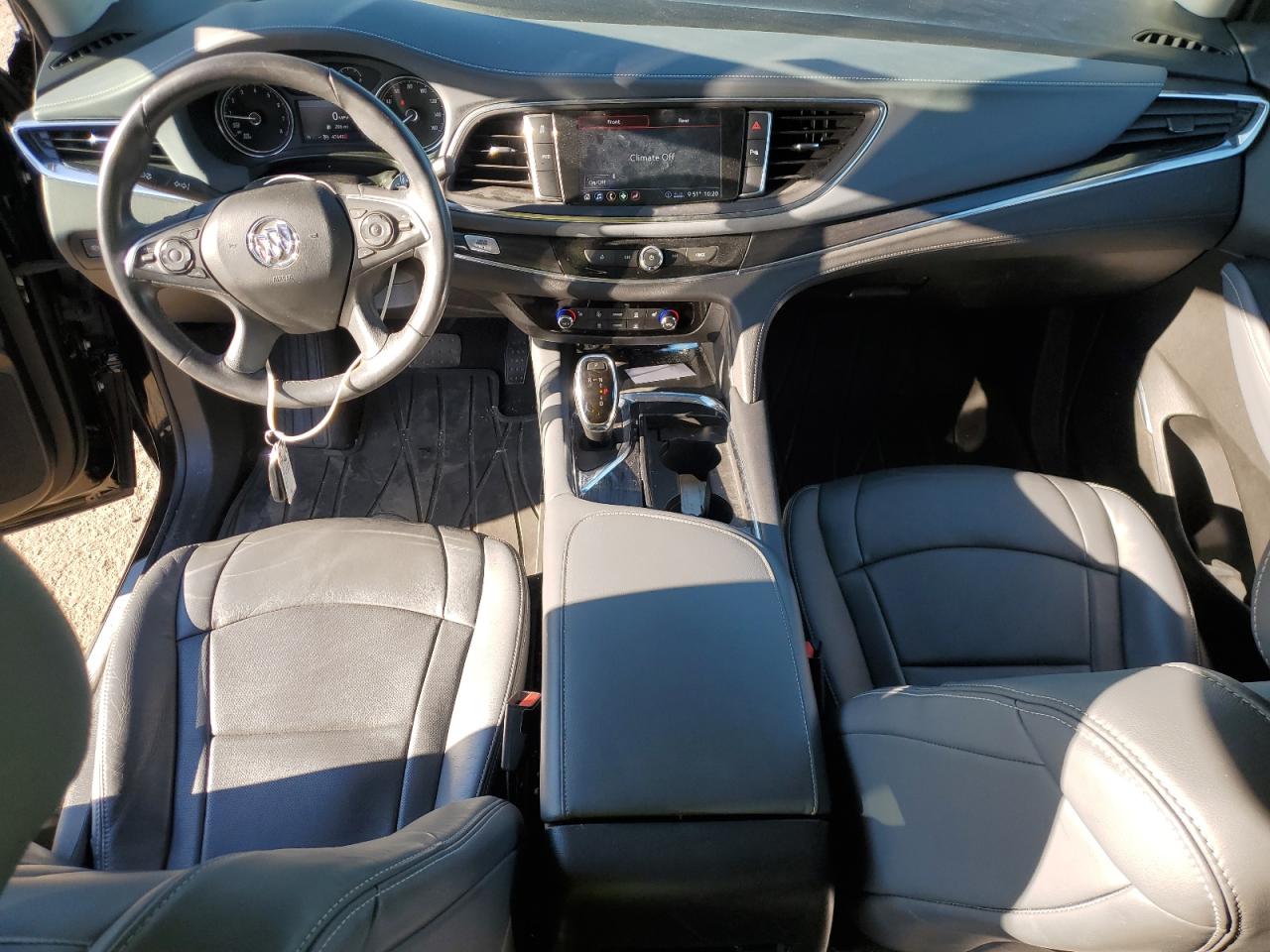 Buick Enclave Essence Image 6