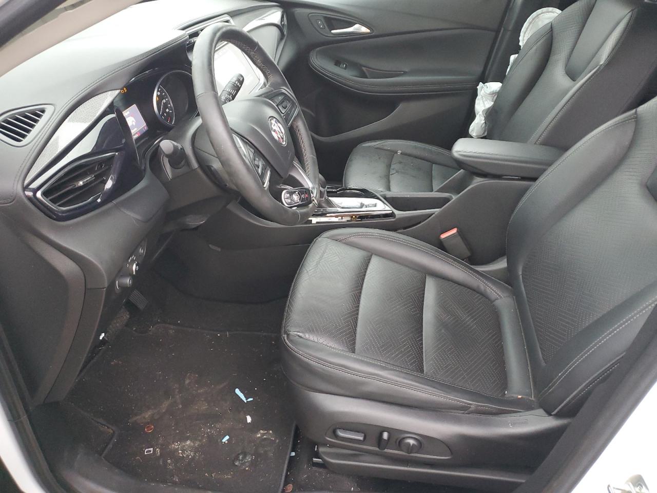 Buick Encore Essence Image 8