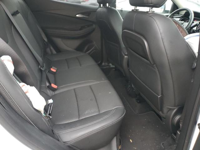 Buick Encore Essence Image 9