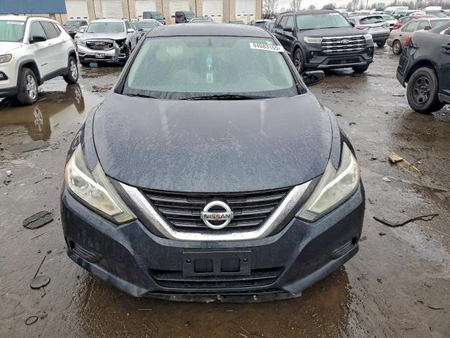 Nissan Altima 2.5 Image 3