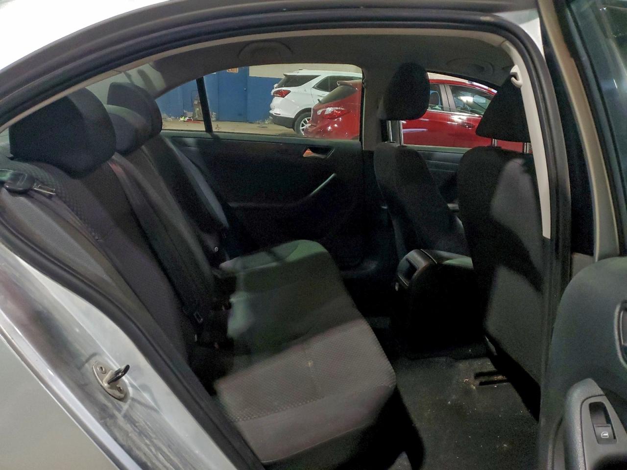 Volkswagen Jetta Base Image 8