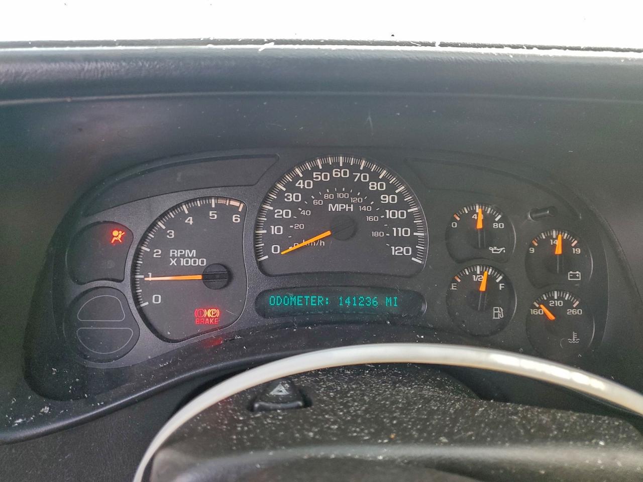 Chevrolet Silverado C1500 Image 5