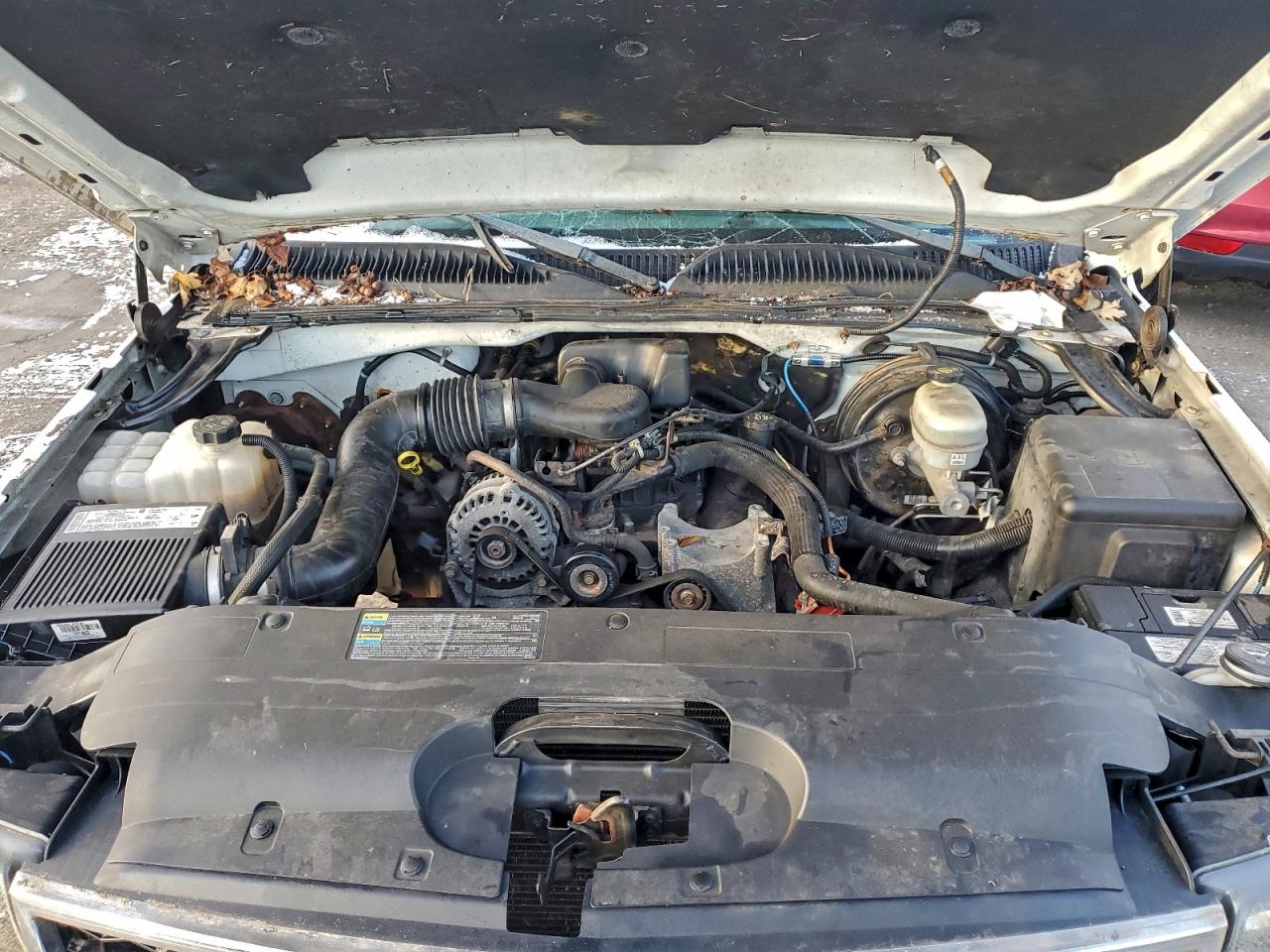 Chevrolet Silverado C1500 Image 10