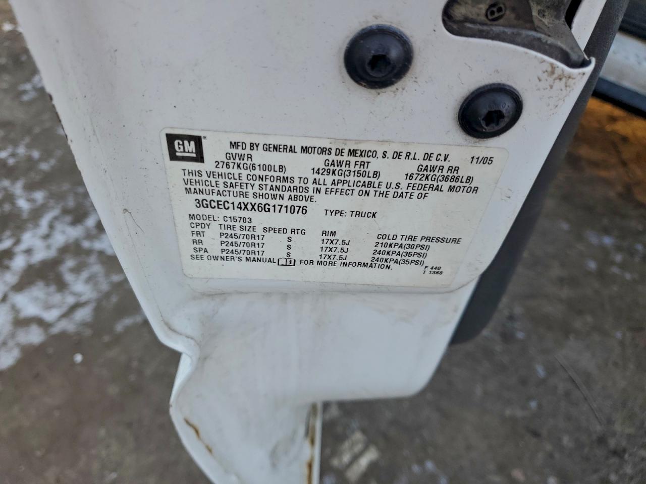 Chevrolet Silverado C1500 Image 8