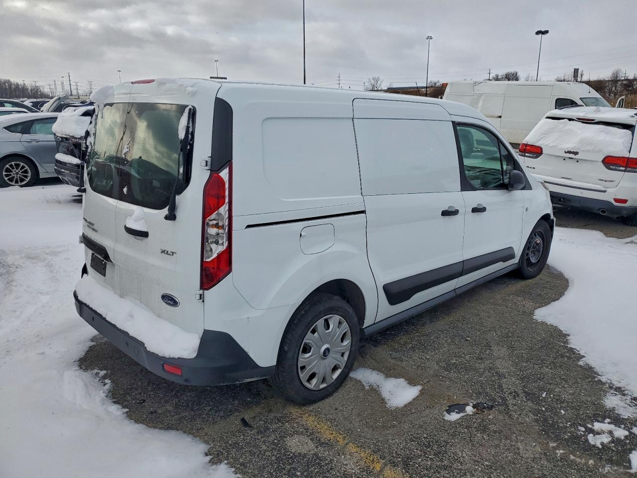 Ford Transit Xlt Image 2