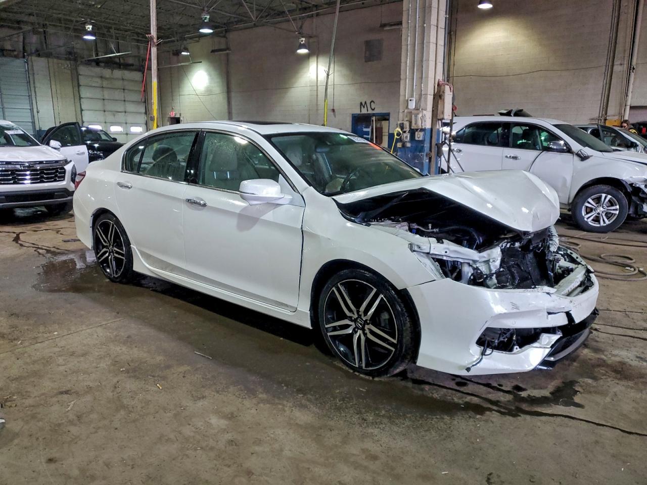 Honda Accord Touring Image 5