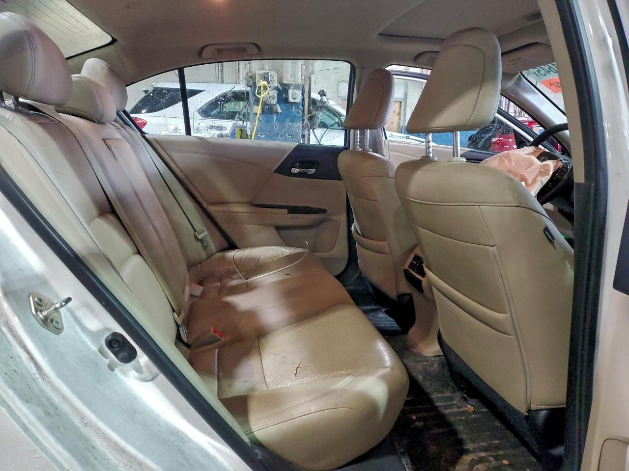 Honda Accord Touring Image 11