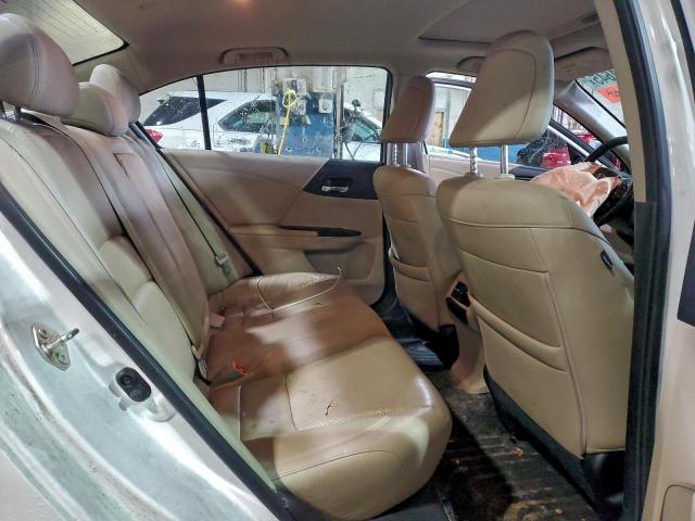 Honda Accord Touring Image 11