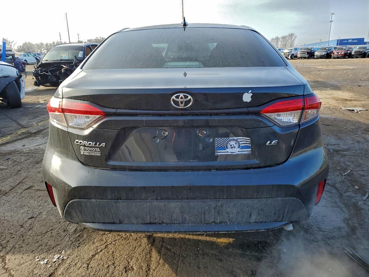 Toyota Corolla Le Image 7