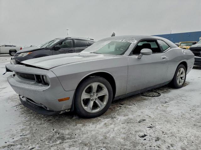  Salvage Dodge Challenger