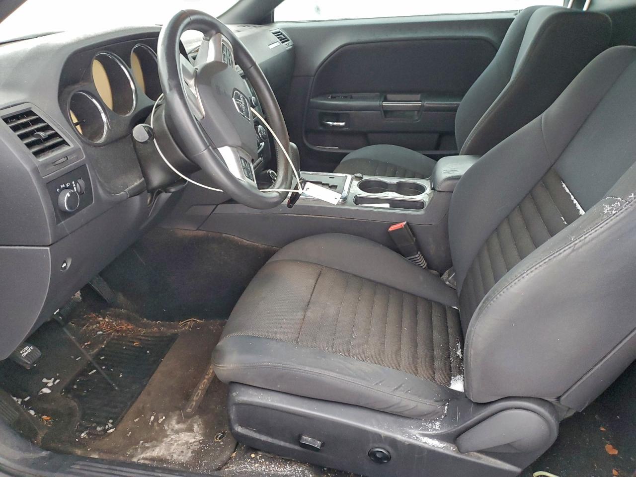 Dodge Challenger Sxt Image 4