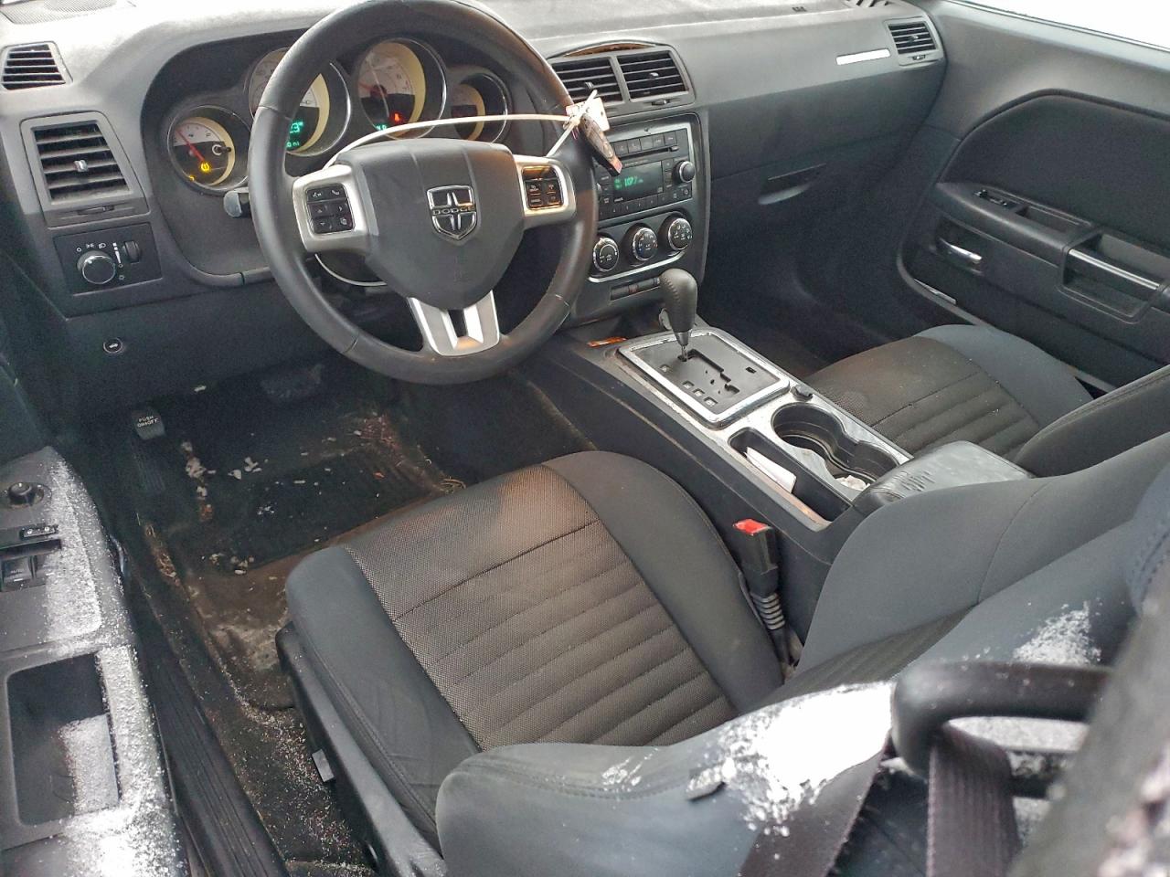 Dodge Challenger Sxt Image 6