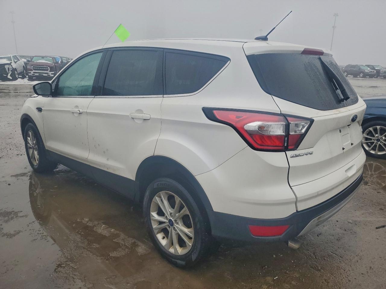 Ford Escape Se Image 2