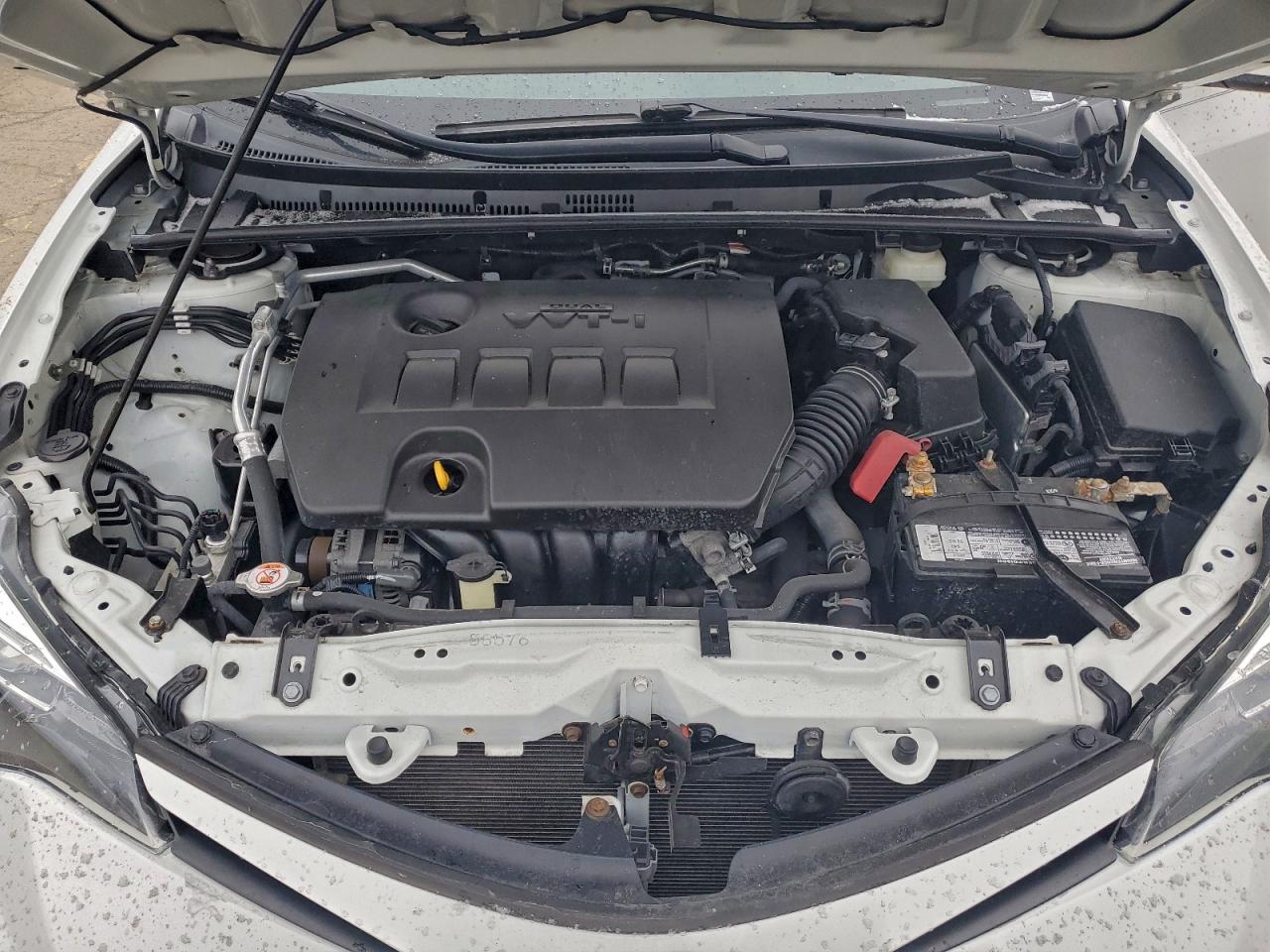 Toyota Corolla L Image 7