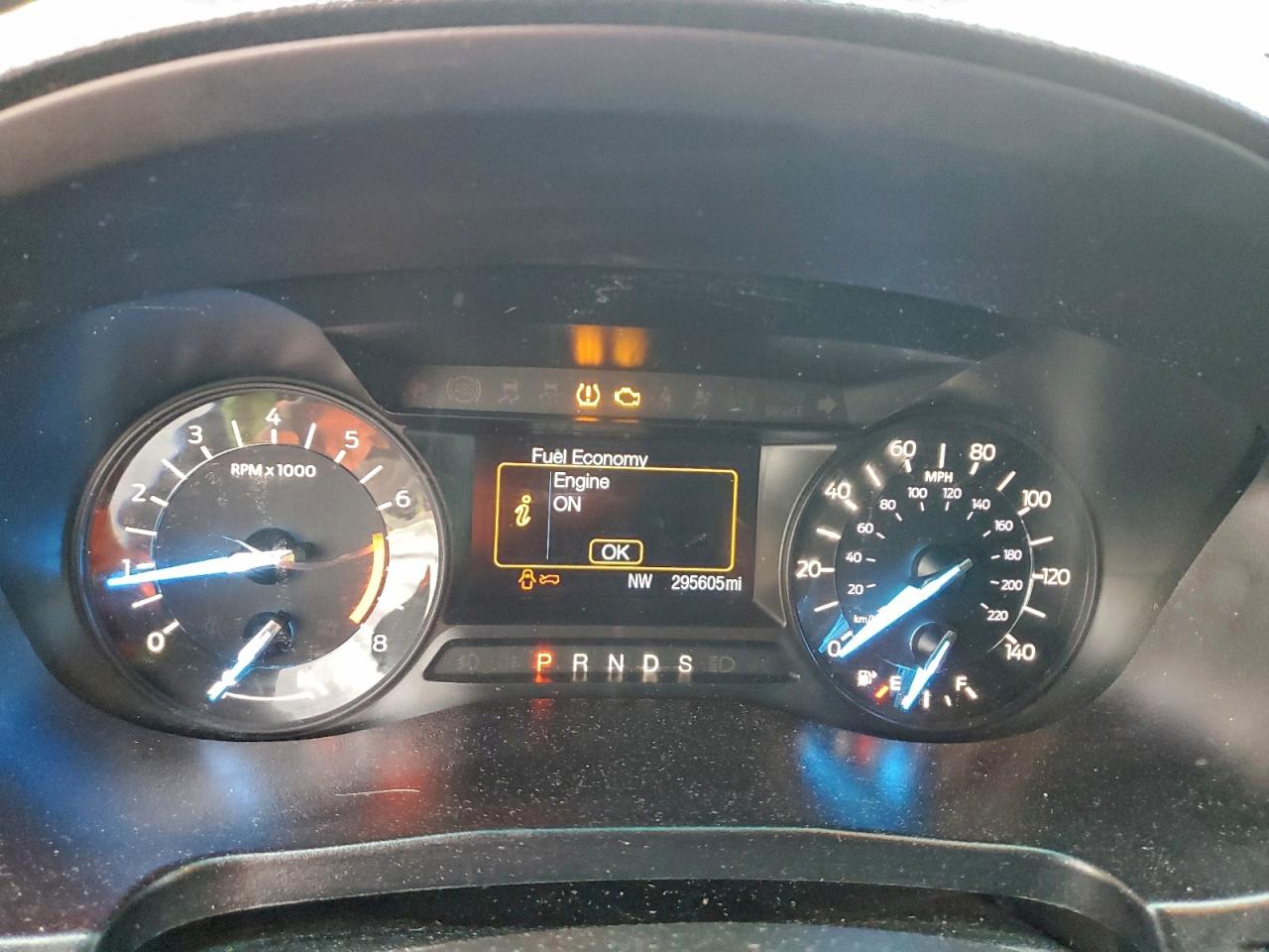 Ford Explorer Xlt Image 10