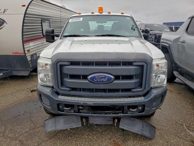 Ford F-350 Super Duty Image 14