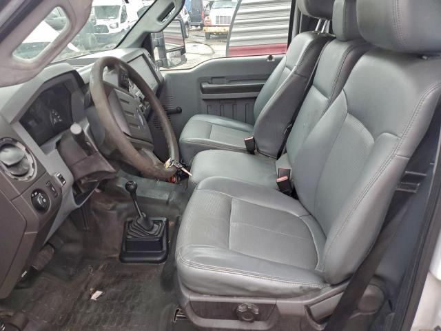 Ford F-350 Super Duty Image 4