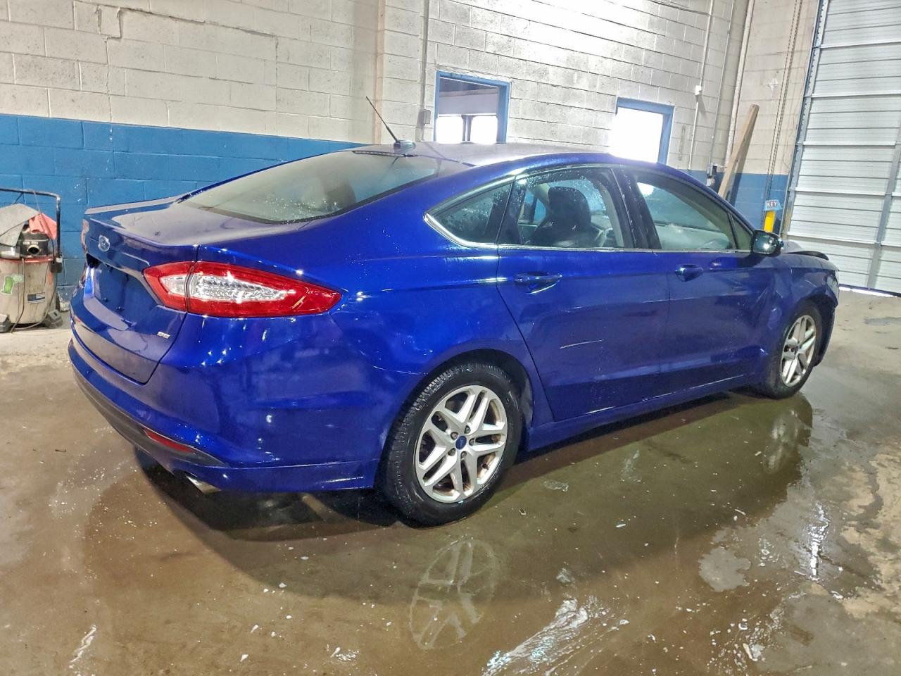Ford Fusion Se Image 7