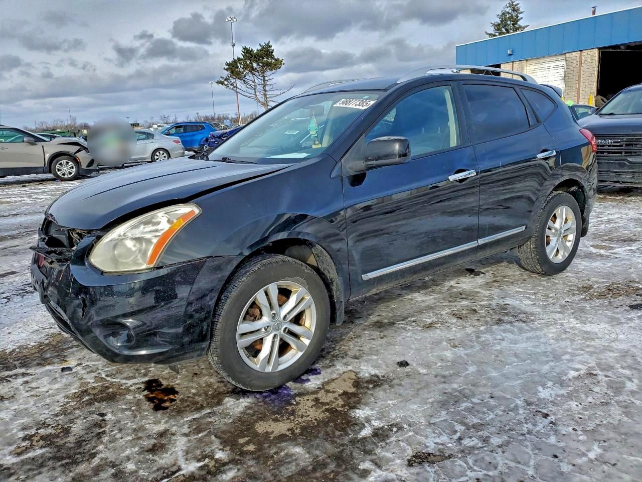 Nissan Rogue S Image 1