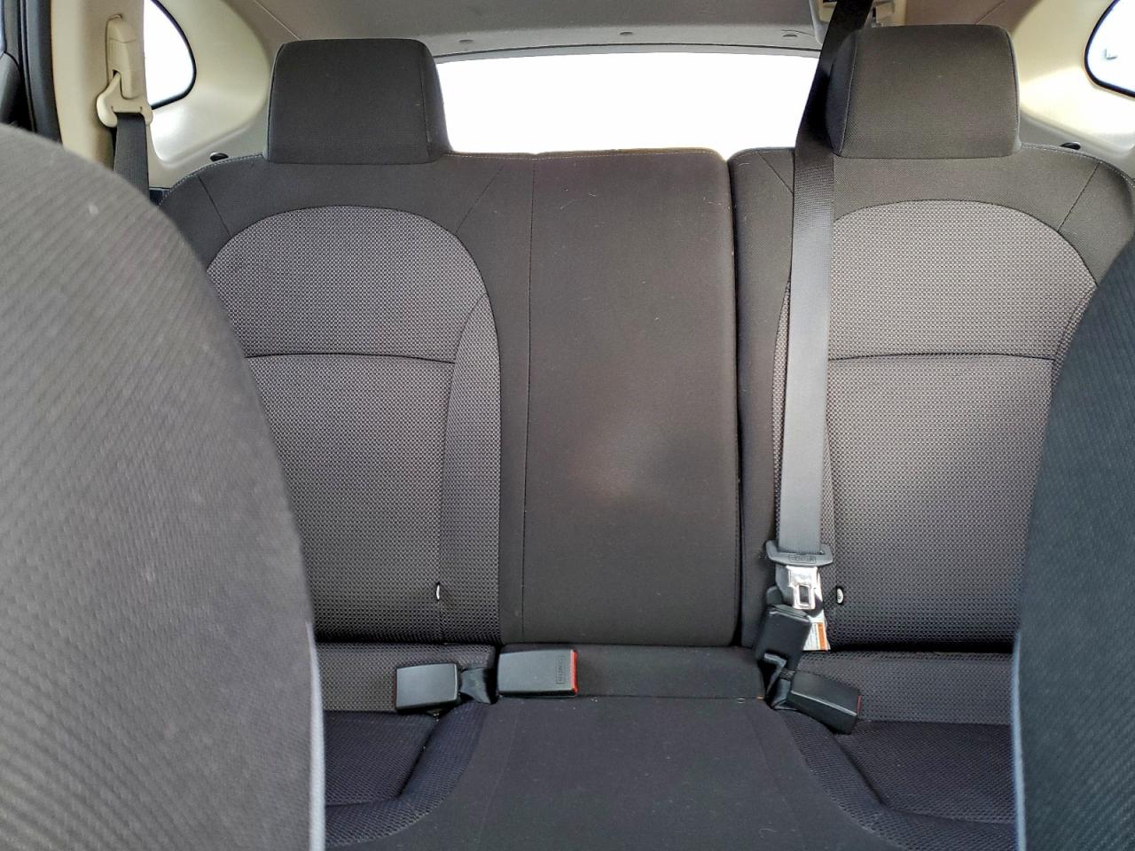 Nissan Rogue S Image 8