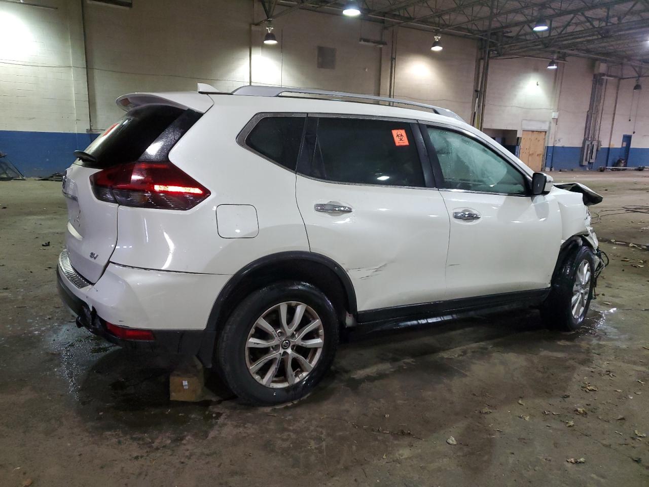 Nissan Rogue S Image 3