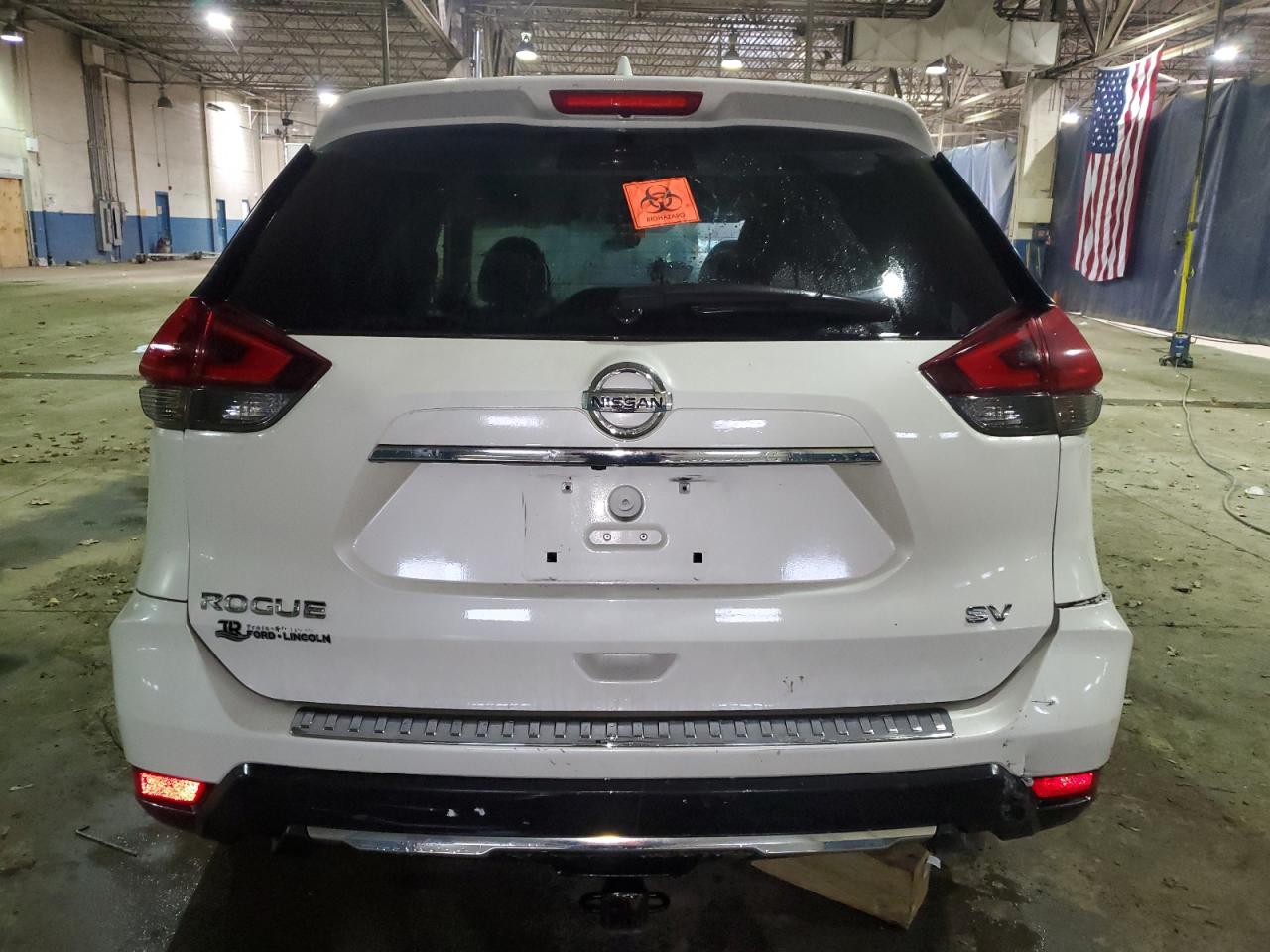 Nissan Rogue S Image 4