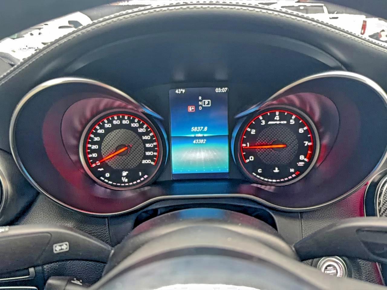 Mercedes-Benz C-Class 63 Amg-s Image 9