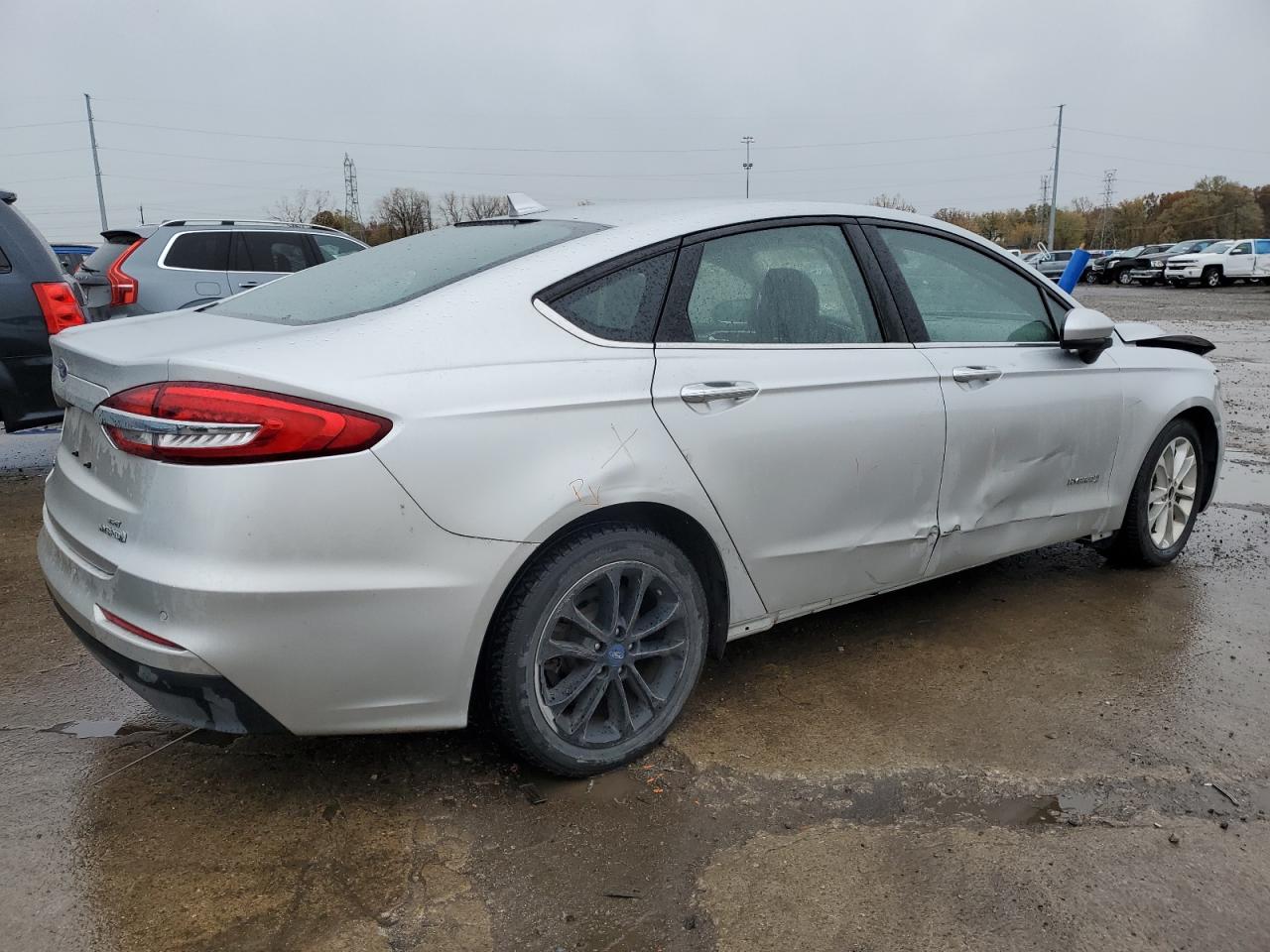 Ford Fusion Se Image 2