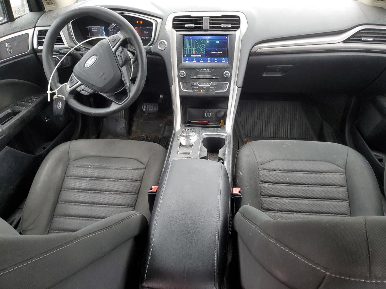 Ford Fusion Se Image 10