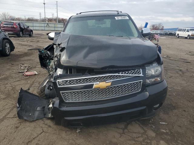 Chevrolet Suburban C1500 Ls Image 11