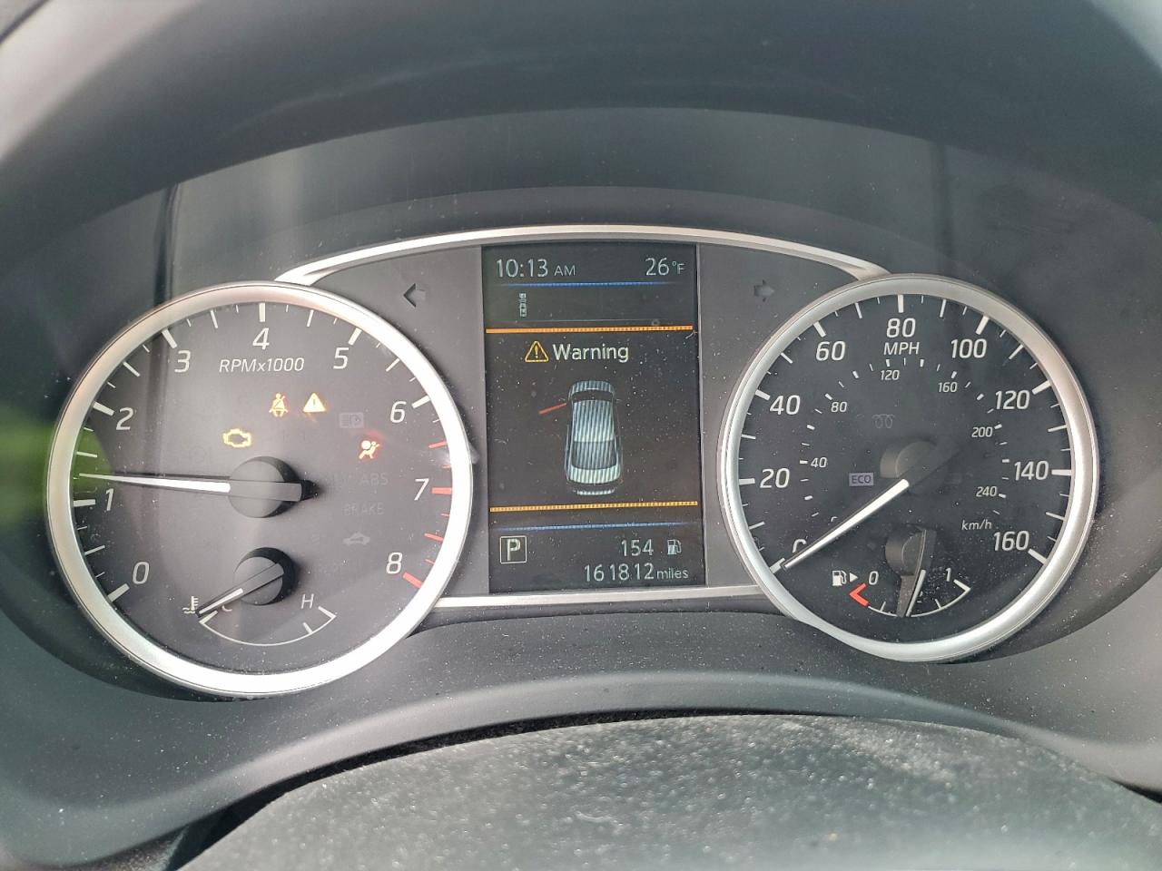 Nissan Sentra S Image 2